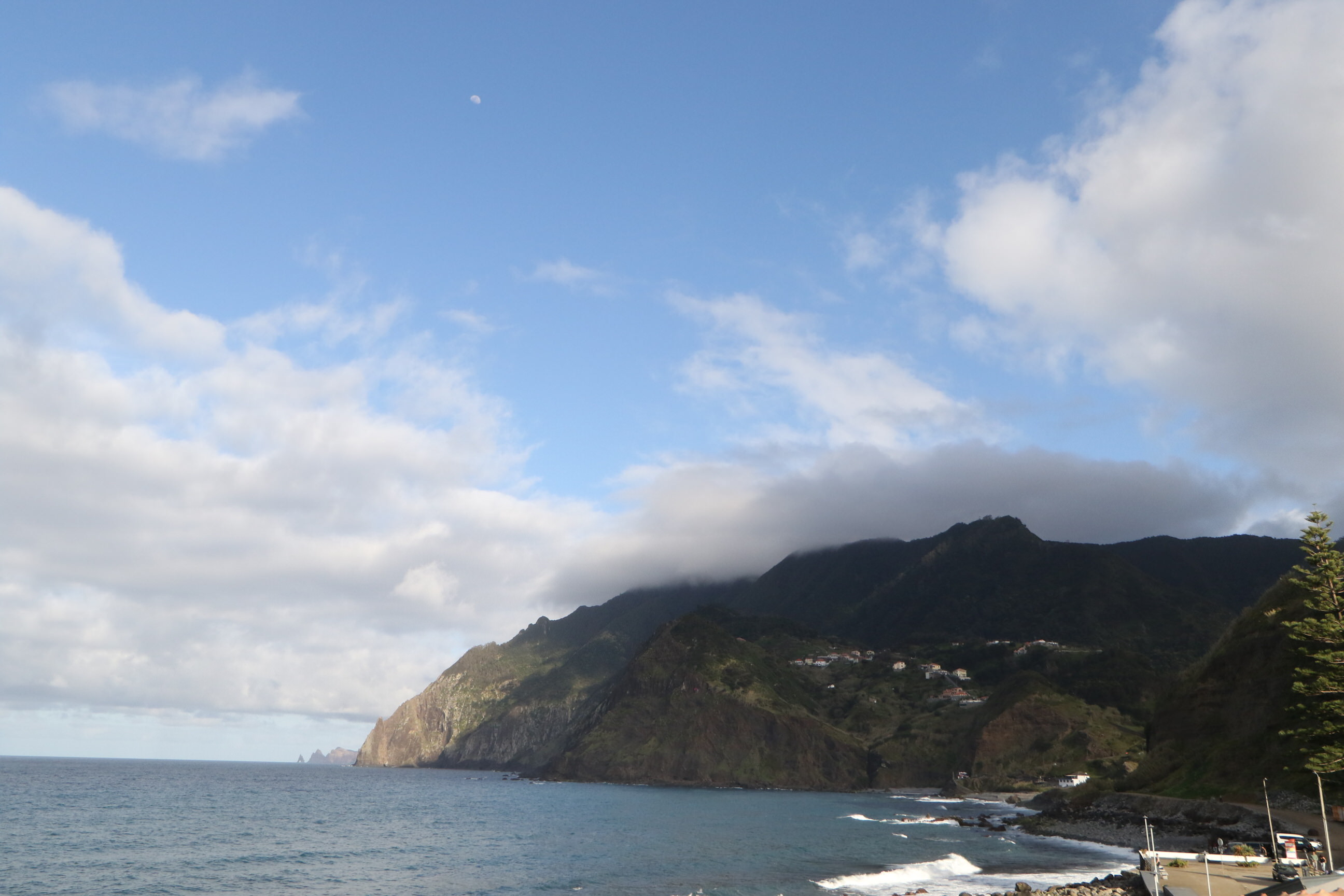 Ohana Surf School Madeira
