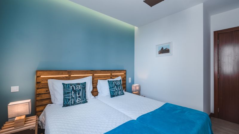 Quarto Familiar Guest House - Ohana Surf Madeira