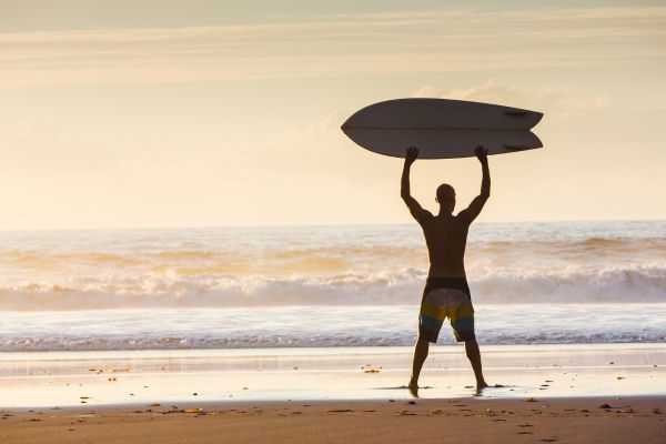 Como Escolher a Prancha de Surf Ideal para o Teu Nível